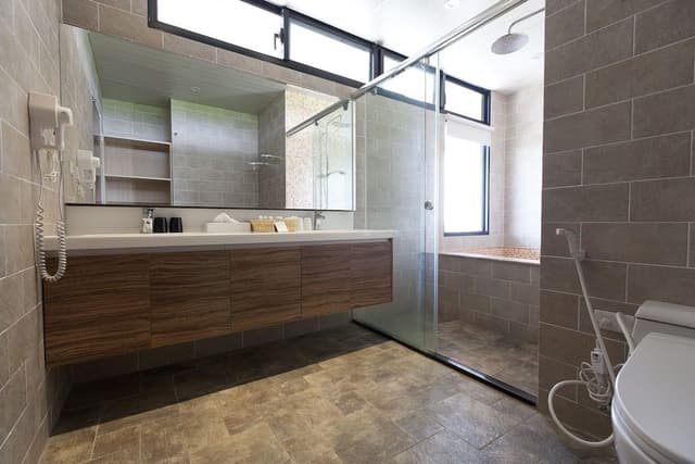 Quadruple Room,A