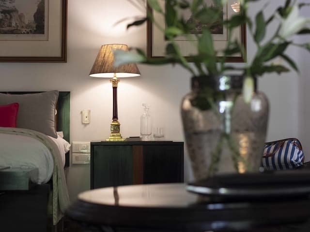 Luxury Suite (Private Miranda)