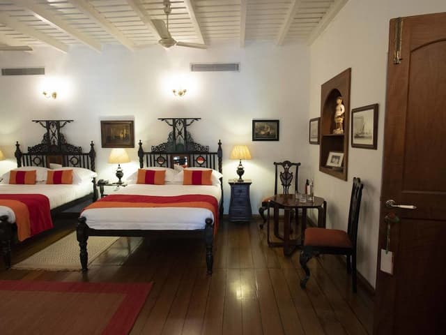 Luxury Suite (Private Miranda)