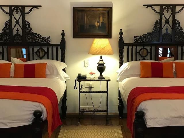 Luxury Suite (Private Miranda)