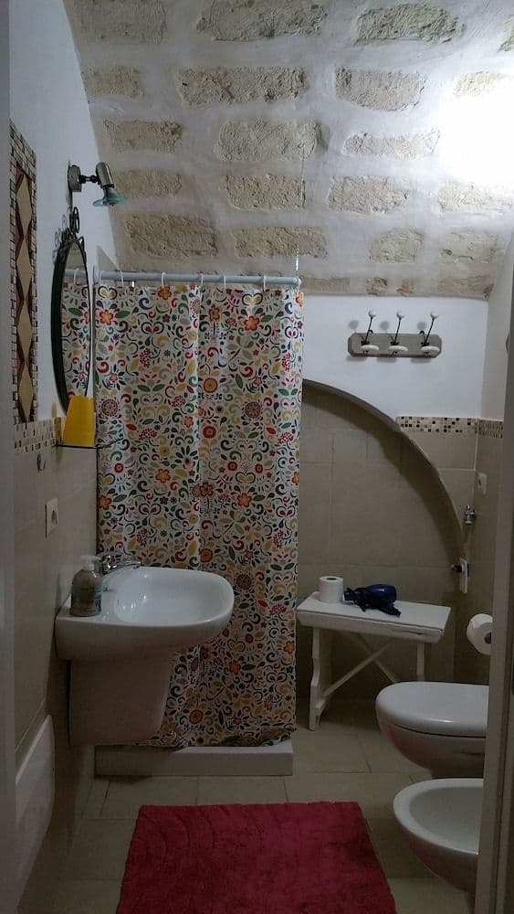 Family Studio, Accessible