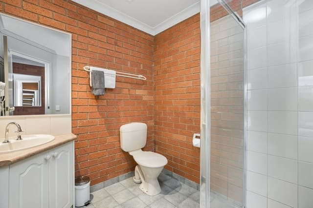 Executive Queen Room
