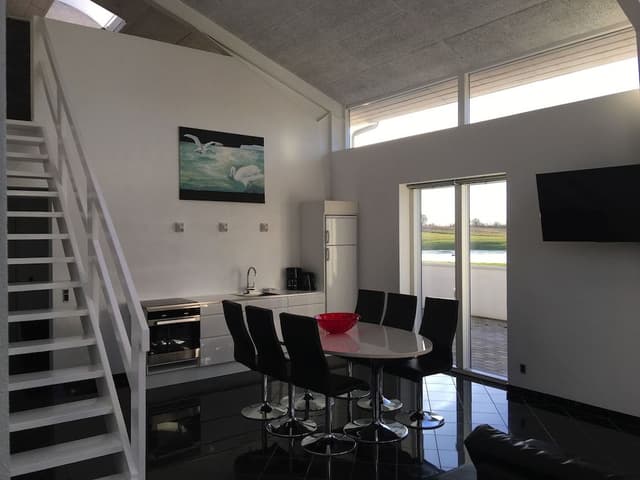 Suite, 2 Bedrooms (120 m2)