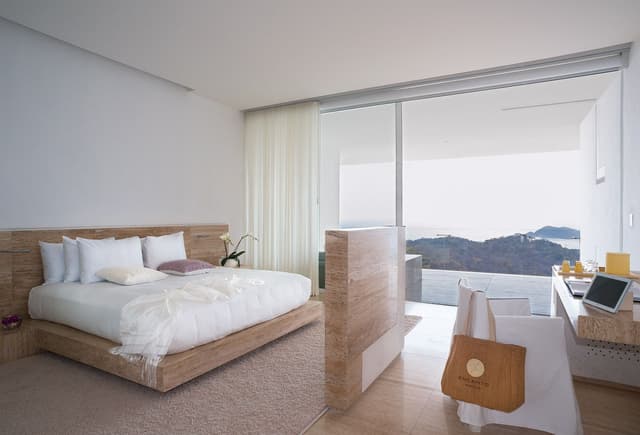 Ocean Balcony Suite