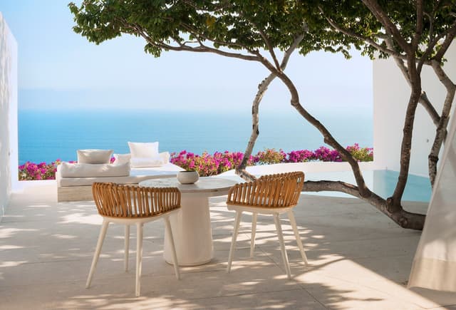 Ocean Pool Villa