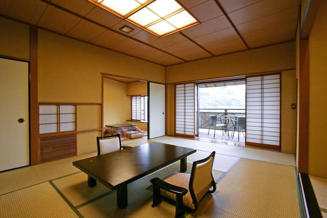 TYPE 3 Superior Japanese Room / Mountain View / Smoking (proxy reservation unavailable)