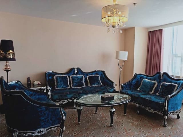Executive Suite