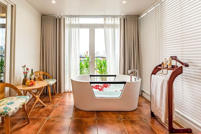 Junior Double Room, 1 Bedroom, City View