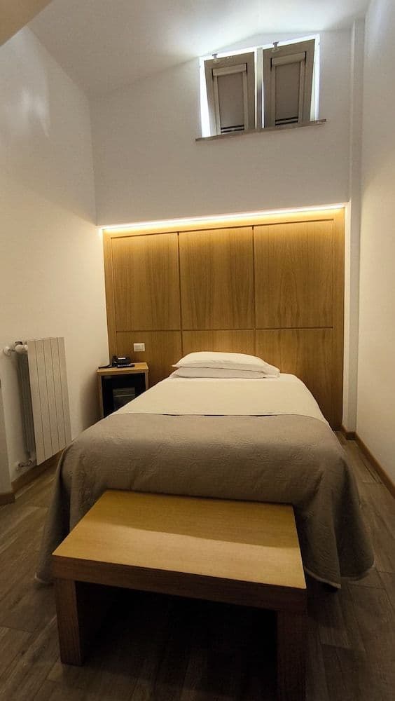 Basic Single Room