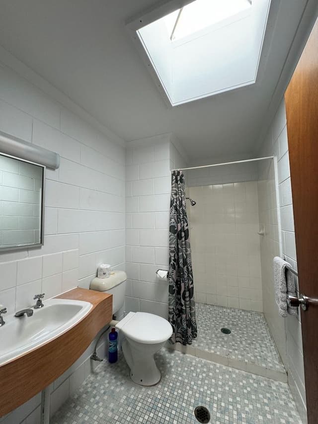 Twin Ensuite Room