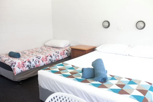Twin Ensuite Room