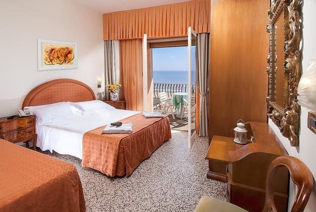 Basic Double or Twin Room, Partial Sea View