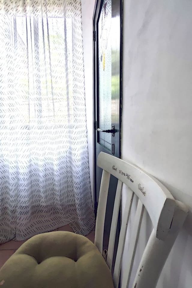 Basic Room, 1 King Bed