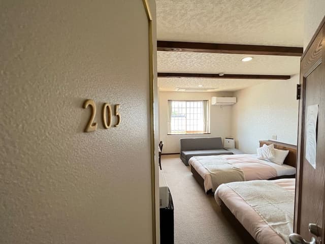 Standard Twin Room, 2 Bedrooms