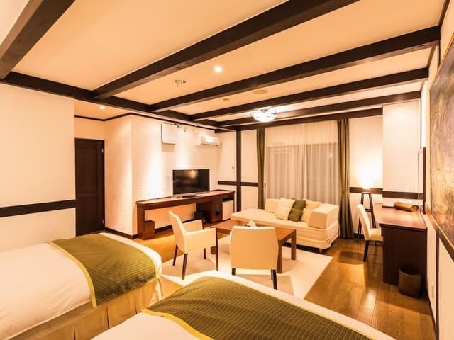 Junior Twin Room