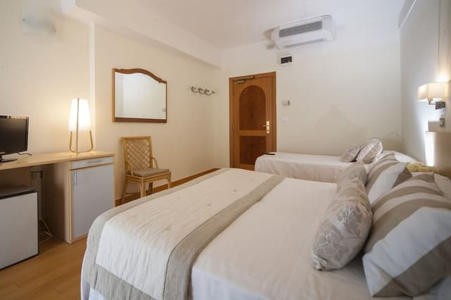Comfort Quadruple Room, Sea Facing