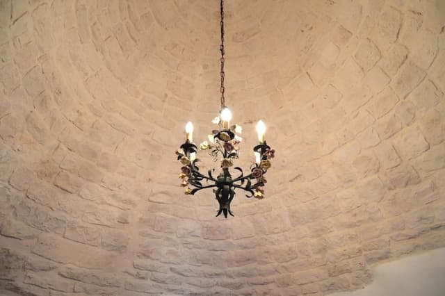 Traditional House, 2 Bedrooms