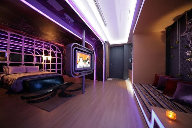 Superior Double Room(Free Karaoke 10AM-12AM)