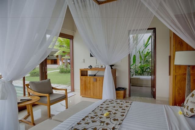 Royal Four Bedroom Pool Villa With Rice Field View