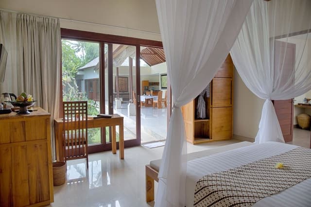 Royal Four Bedroom Pool Villa With Rice Field View