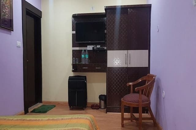 Super Deluxe Room