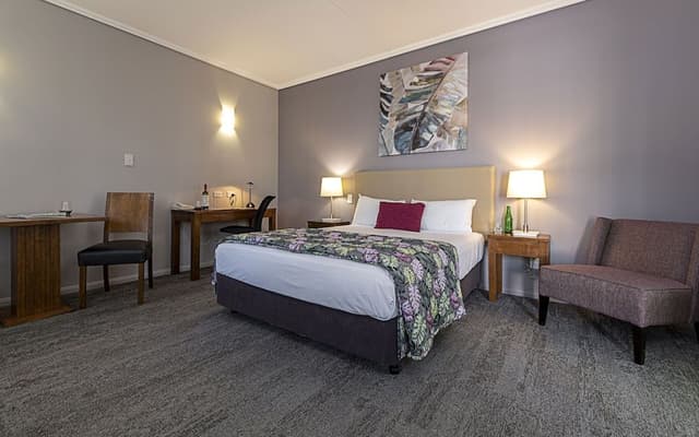 Queen Room