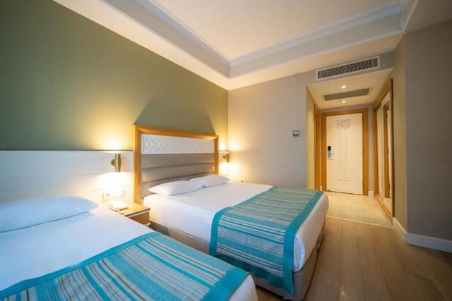 Comfort Triple Room