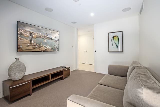 3 Bedroom Luxe Apartment