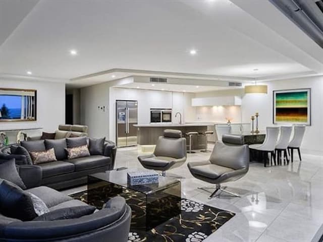 3 Bedroom Luxe Apartment