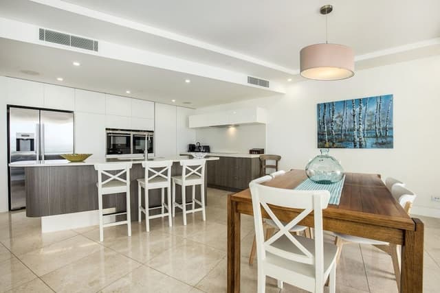 3 Bedroom Luxe Apartment