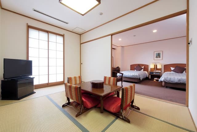 1F, Standard Twin with Tatami Room, Non Smoking, 5 Adults (Dinner plan requires check-in by 5:00 p.m