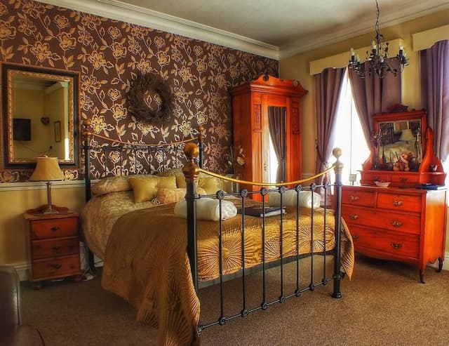 Double Room (Larger Room - First Floor)