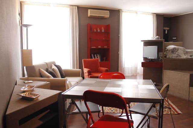 Studio (Red Rose Stradone S. maffei, 2)