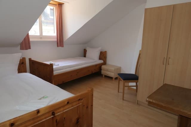 Twin Room (Shared Toilet)