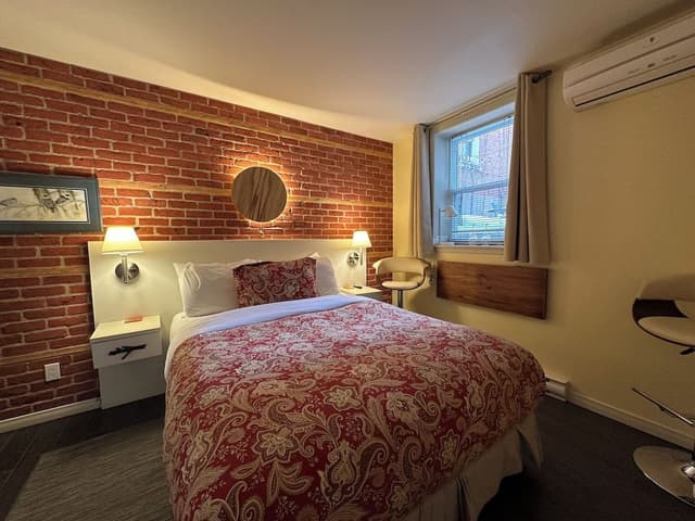 Standard Room, 1 Queen Bed, Non Smoking