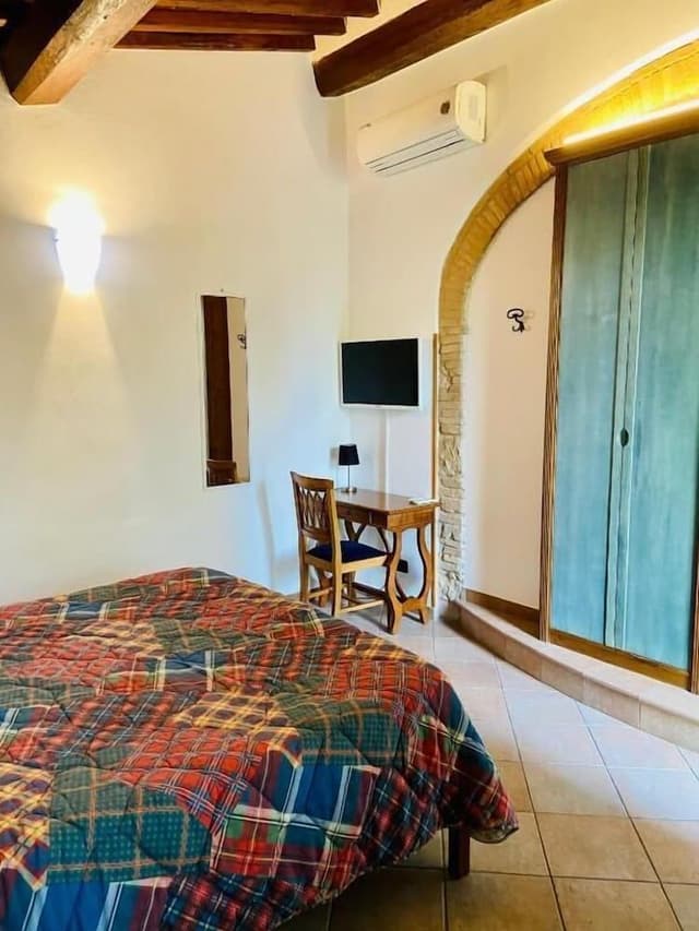 Economy Double Room, Garden View