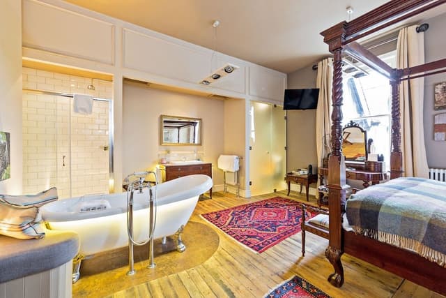 Signature Room