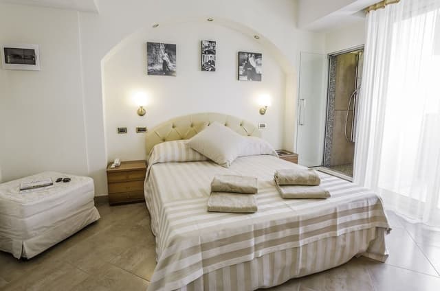 Deluxe Studio Suite