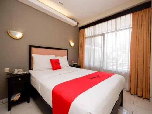 RedDoorz Room