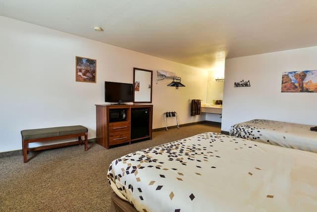 Deluxe Room, 1 King Bed