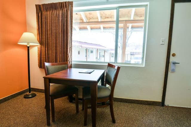 Deluxe Room, 1 King Bed