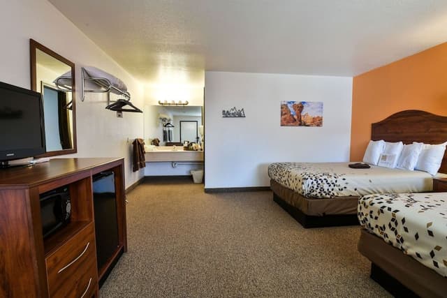Deluxe Room, 1 King Bed