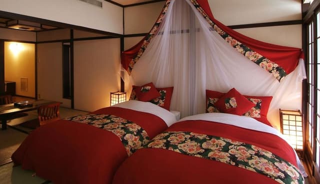 Standard Room with Tatami area, River View