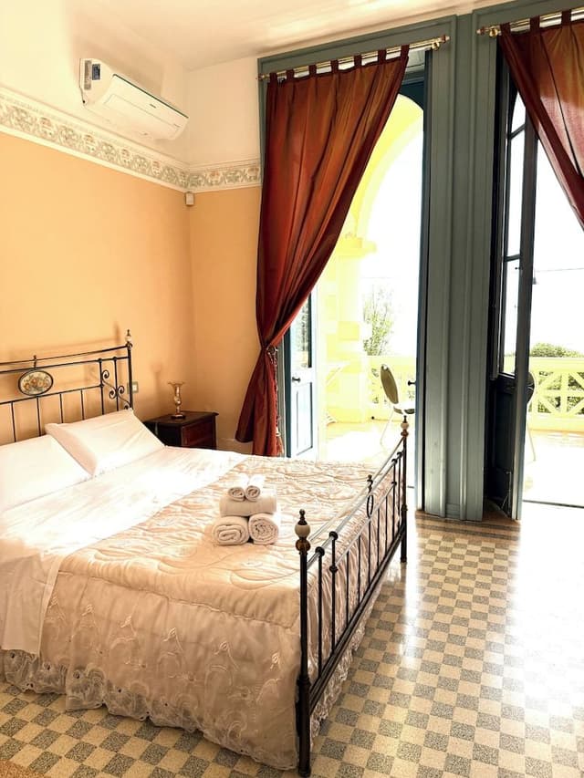 Superior Double Room, 1 Queen Bed, Ensuite, Sea View