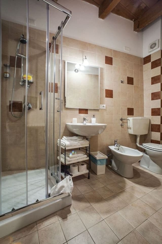 Deluxe Studio
