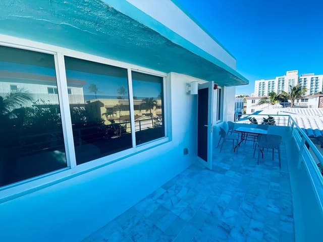 Deluxe Studio Suite