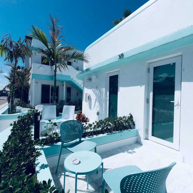 Deluxe Apartment