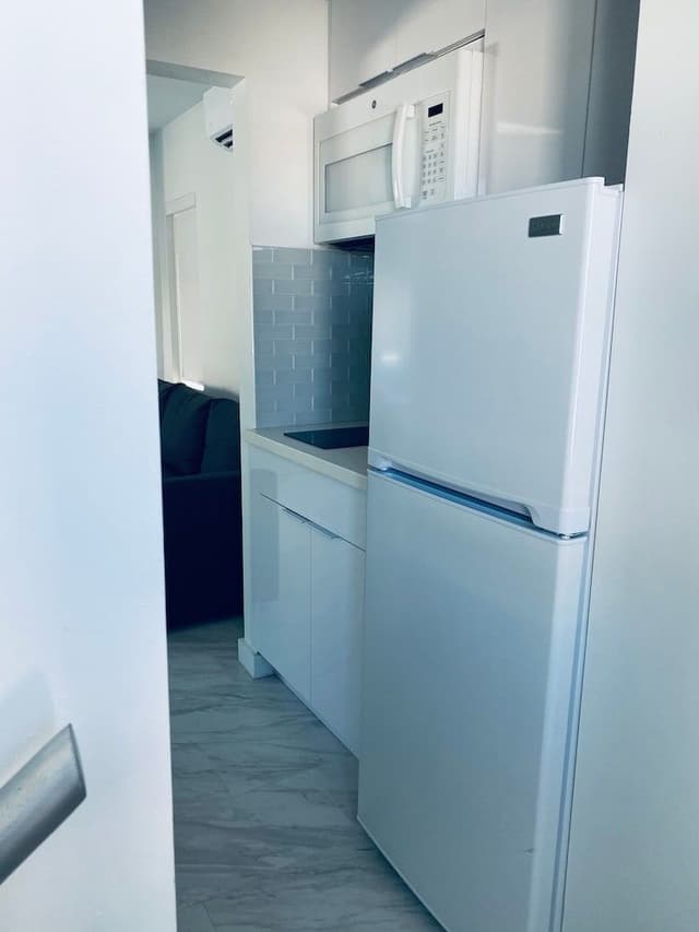 Deluxe Studio Suite