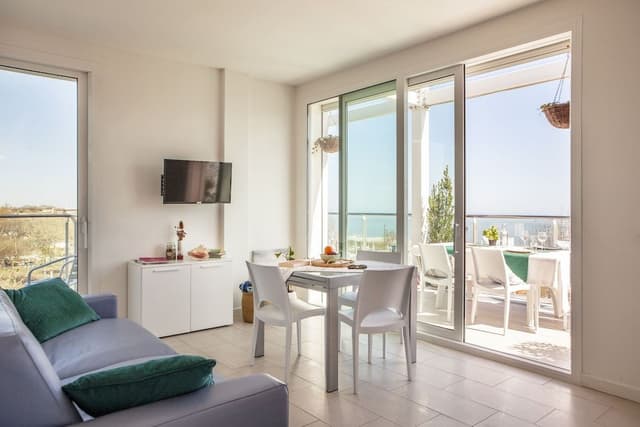 Family Penthouse, 2 Bedrooms, Terrace, Sea Facing