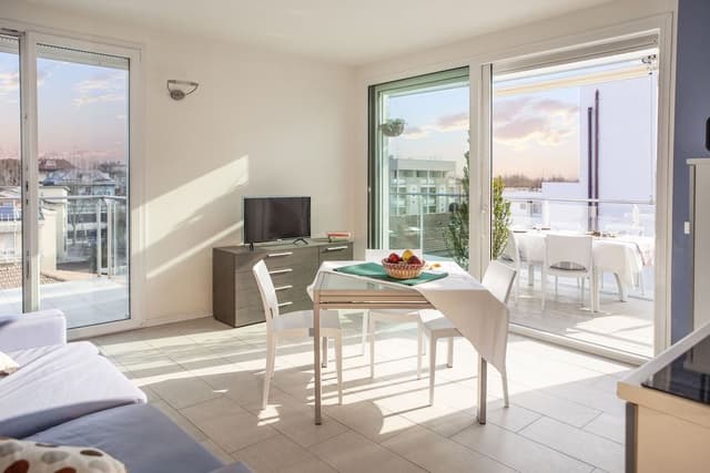Junior Penthouse, 1 Bedroom, Terrace, Partial Sea View